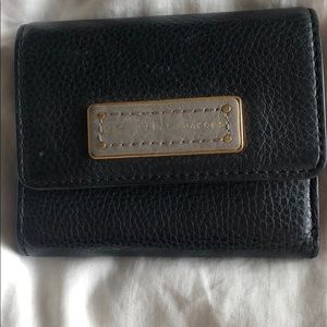 Marc by Marc Jacobs gold black wallet